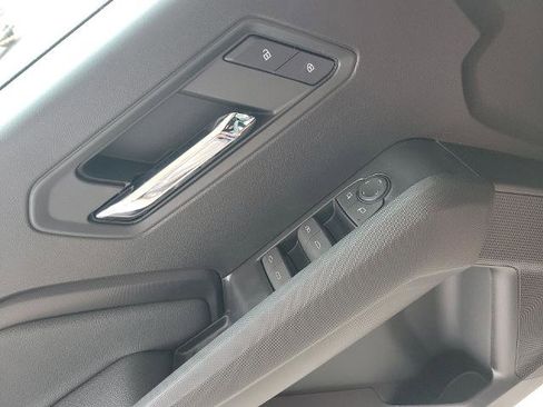 New 2024 Chevrolet Colorado LT w/ LT Convenience Package III image 58