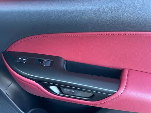 Used 2025 Lexus NX 450h+ F Sport image 21