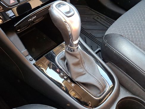 Certified 2022 Buick Encore Preferred w/ Safety Package image 12