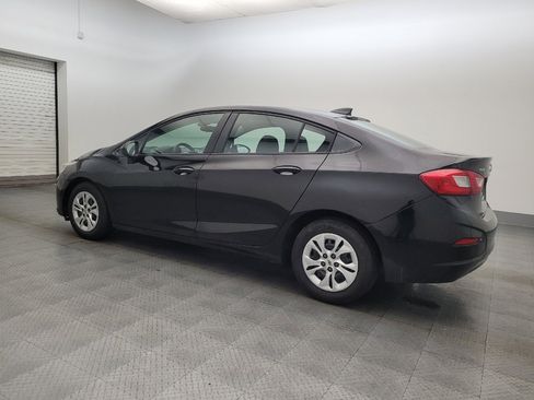 Used 2019 Chevrolet Cruze LS image 3