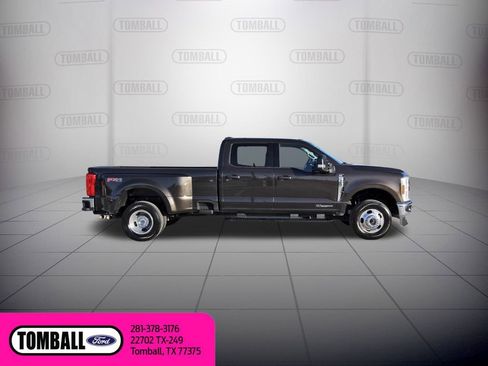 Used 2024 Ford F350 XLT image 8