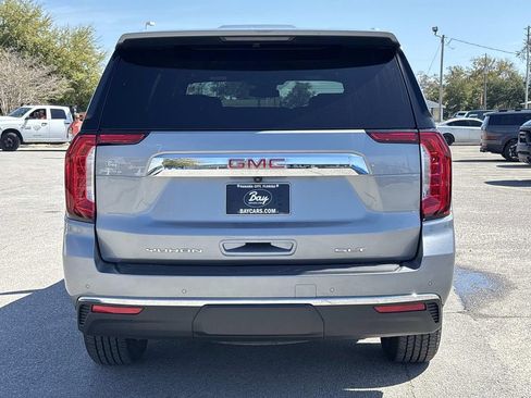 Used 2023 GMC Yukon SLT image 3