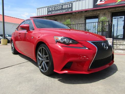 Used 2016 Lexus IS 200t w/ F Sport Package RWD image 6