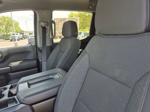 Used 2025 Chevrolet Silverado 1500 Custom Trail Boss AWD/4WD image 18