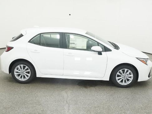 New 2025 Toyota Corolla SE image 47