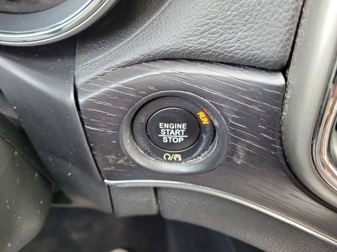 Used 2017 Jeep Grand Cherokee Summit w/ Platinum Series Group image 33