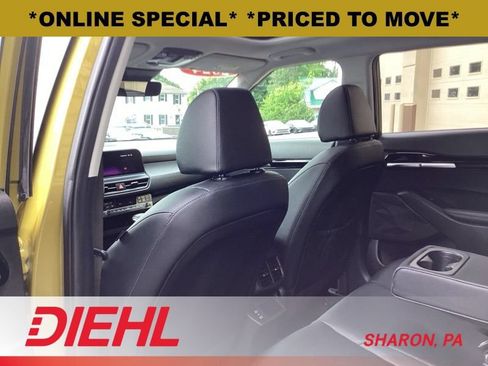 Used 2024 Kia Seltos SX w/ SX Sunroof Package AWD/4WD image 17