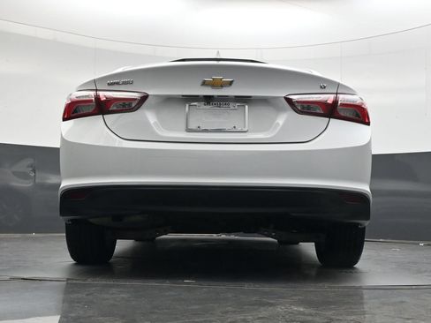 Used 2020 Chevrolet Malibu LT FWD image 36