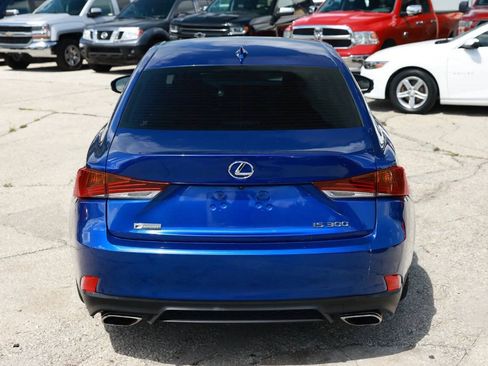 Used 2018 Lexus IS 300 F Sport w/ F Sport Package RWD image 8