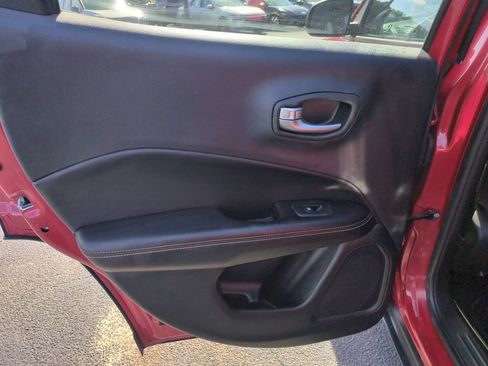 Used 2019 Jeep Compass Sport FWD image 27