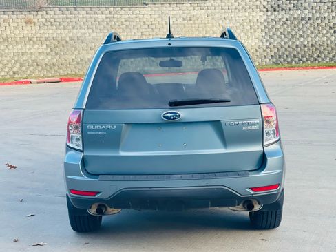Used 2011 Subaru Forester 2.5X Premium image 5