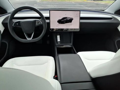 Used 2025 Tesla Model 3 Long Range RWD image 22