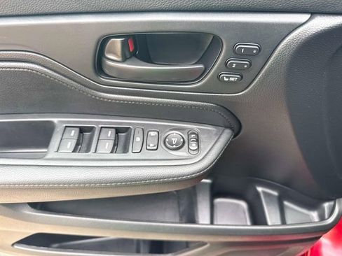 Used 2025 Honda Odyssey Sport-L image 16
