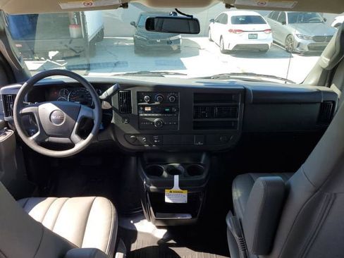 New 2026 GMC Savana 2500 Extended RWD image 12