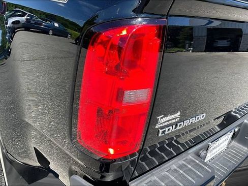 Used 2018 Chevrolet Colorado Z71 AWD/4WD image 23