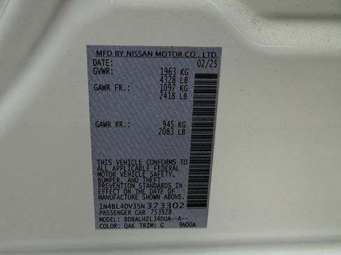 Used 2025 Nissan Altima 2.5 SV FWD image 27