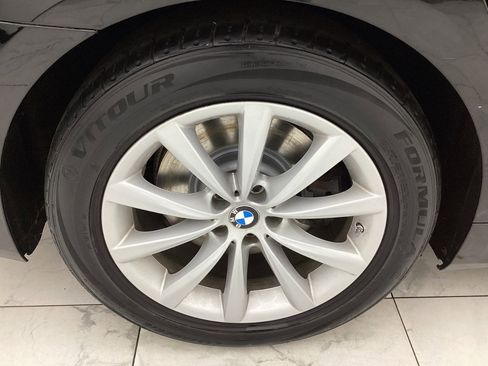 Used 2019 BMW 740i xDrive image 49