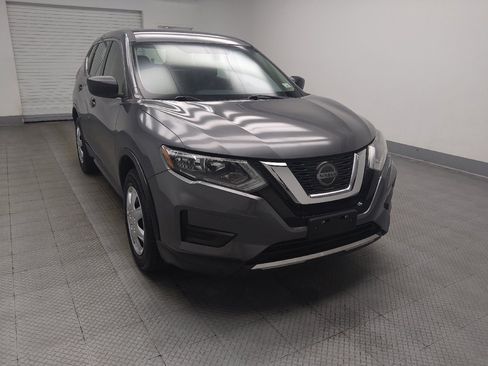 Used 2018 Nissan Rogue S AWD/4WD image 13