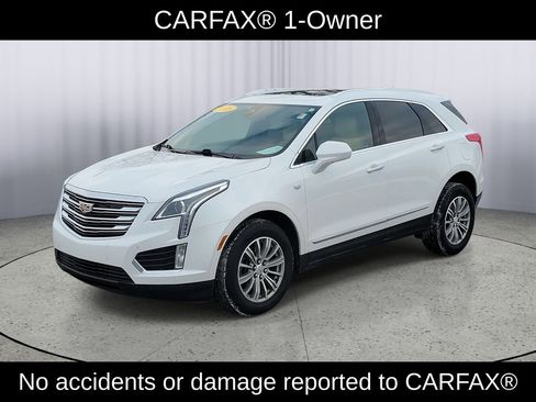 Used 2018 Cadillac XT5 Luxury w/ Driver Awareness Package image 2