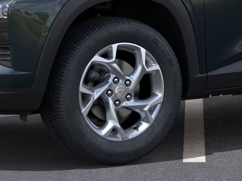 New 2026 Chevrolet Trax LS w/ LS Convenience Package FWD image 33