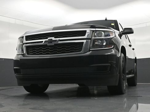 Used 2020 Chevrolet Tahoe LT w/ LT Midnight Edition RWD image 31