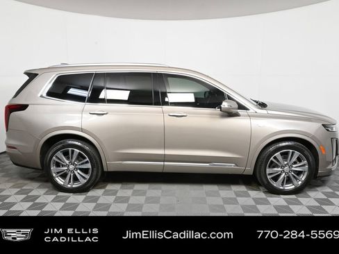 Certified 2022 Cadillac XT6 Premium Luxury w/ Technology Package image 27