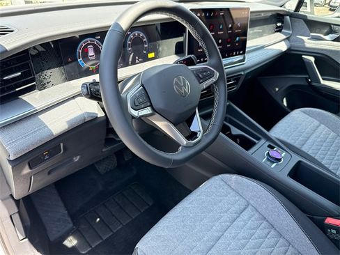 New 2025 Volkswagen Tiguan S image 38