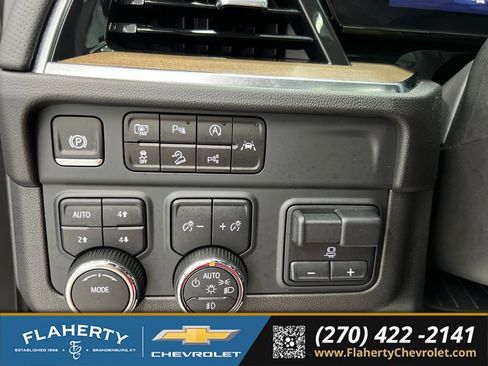 Used 2025 Chevrolet Tahoe High Country w/ Sun And Tow Package AWD/4WD image 24