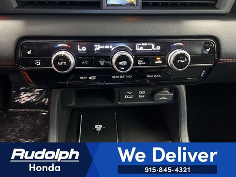 New 2025 Honda Pilot TrailSport image 38