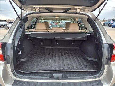 Used 2018 Subaru Outback 2.5i Limited image 20