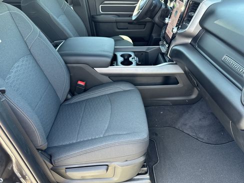 New 2026 RAM 3500 Big Horn AWD/4WD image 15