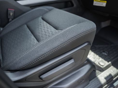 New 2026 RAM 1500 4x4 Crew Cab image 35