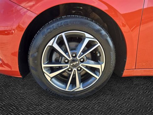 Certified 2023 Kia Forte LXS image 11