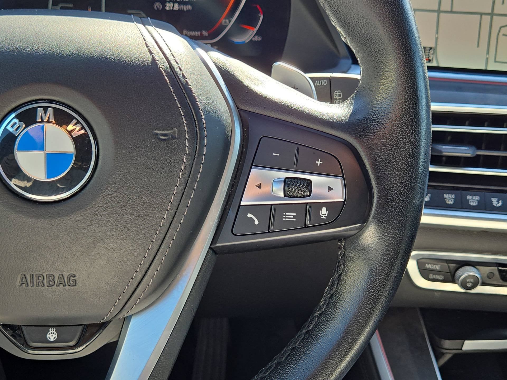 Used 2022 BMW X5 xDrive40i w/ Premium Package AWD/4WD image 21