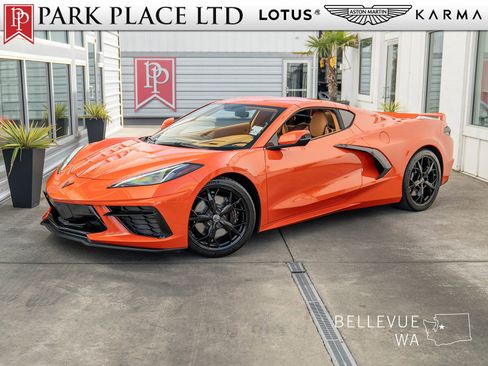 Used 2021 Chevrolet Corvette Stingray Premium Cpe w/ Z51 Performance Package image 1