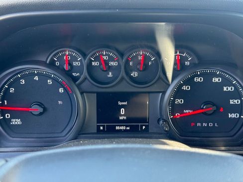 Used 2020 Chevrolet Silverado 1500 Custom w/ Custom Value Package RWD image 8