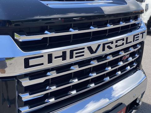 Used 2020 Chevrolet Silverado 2500 LTZ w/ LTZ Premium Package AWD/4WD image 54