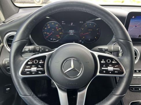 Used 2022 Mercedes-Benz GLC 300 4MATIC image 20