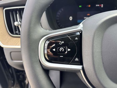 New 2026 Volvo XC60 T8 Ultra w/ Protection Package Premier image 17