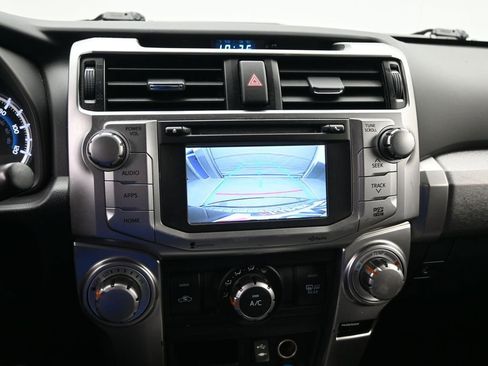Used 2015 Toyota 4Runner SR5 AWD/4WD image 14