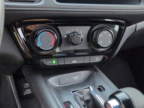 Used 2020 Honda HR-V Sport image 22