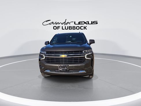 Used 2021 Chevrolet Tahoe LT w/ Luxury Package AWD/4WD image 3