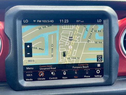 Used 2023 Jeep Wrangler Unlimited Rubicon AWD/4WD image 14
