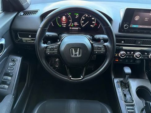 Certified 2025 Honda Civic Sport image 17