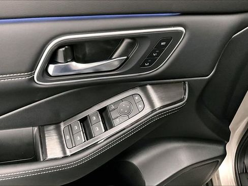 New 2026 Nissan Rogue Platinum image 32