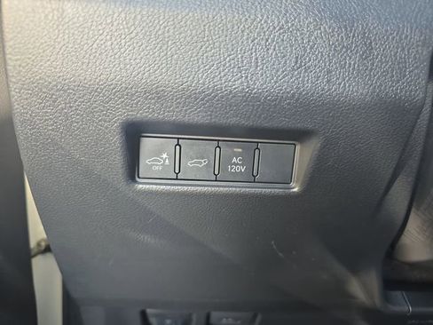 Used 2024 Lexus GX 550 image 26