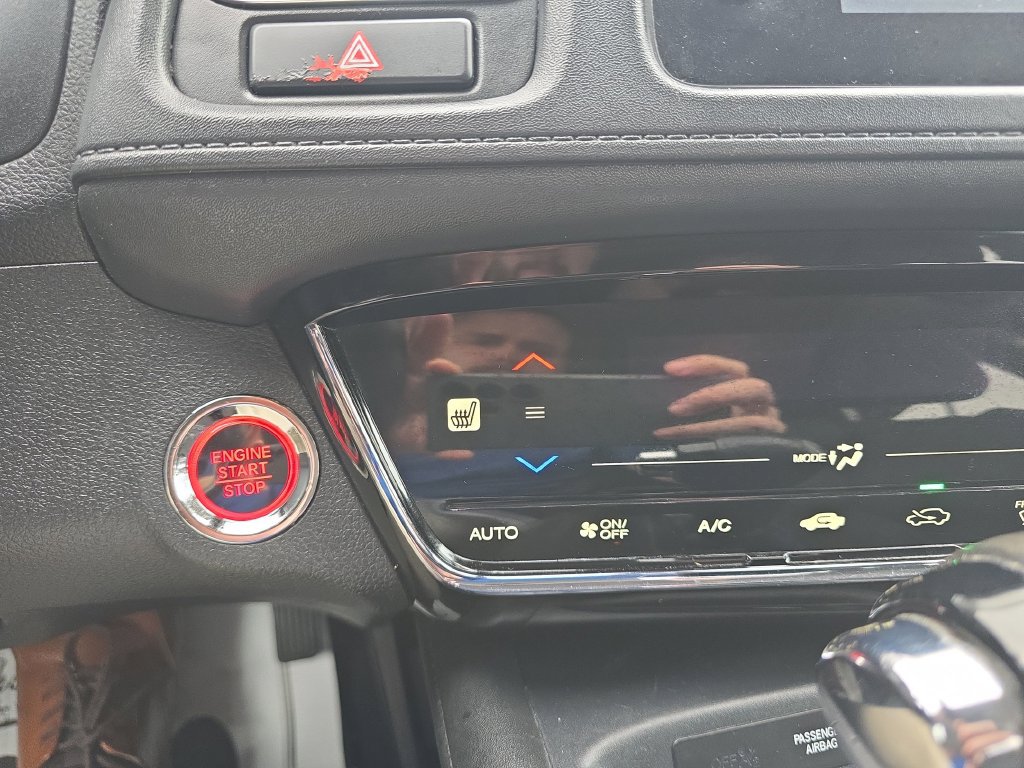 Used 2021 Honda HR-V EX image 28