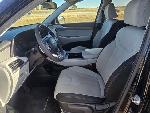 Used 2022 Hyundai Palisade SE image 12