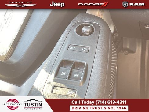 Used 2025 RAM ProMaster 2500 w/ Convenience Group FWD image 27