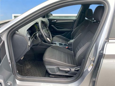 Certified 2023 Volkswagen Jetta Sport FWD image 11